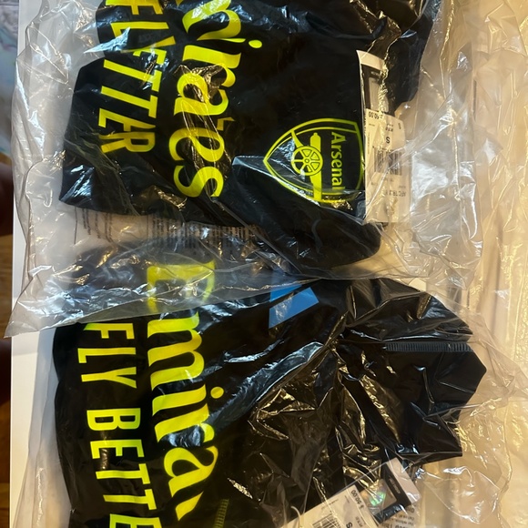 NWT Arsenal Jersey - Picture 4 of 5